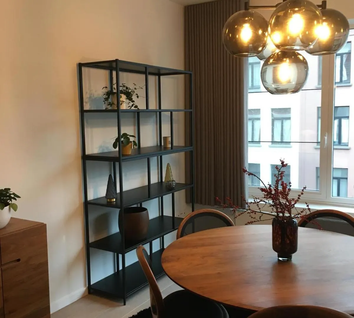 La Petite Fort Design Flat In Antwerp City Apartmán